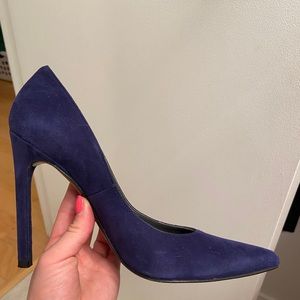 Navy Stuart Weitzman pumps